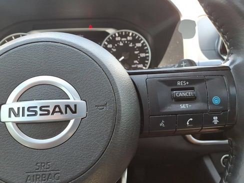 Used 2021 Nissan Rogue SV w/ Premium Package FWD image 19