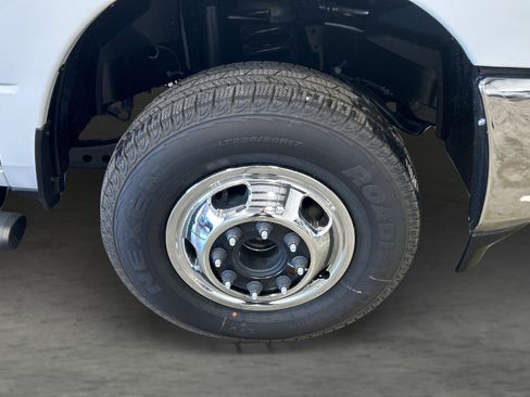 New 2026 RAM 3500 Tradesman AWD/4WD image 21