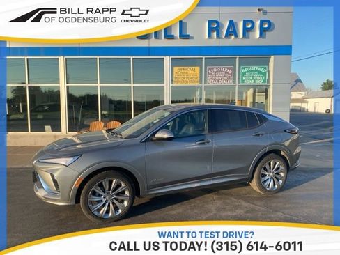 Used 2024 Buick Envista Avenir FWD image 1