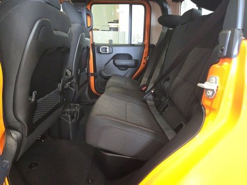 New 2025 Jeep Gladiator Mojave w/ Convenience Group image 21