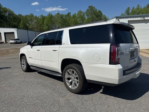 Used 2017 GMC Yukon XL SLT w/ Open Road Package image 8