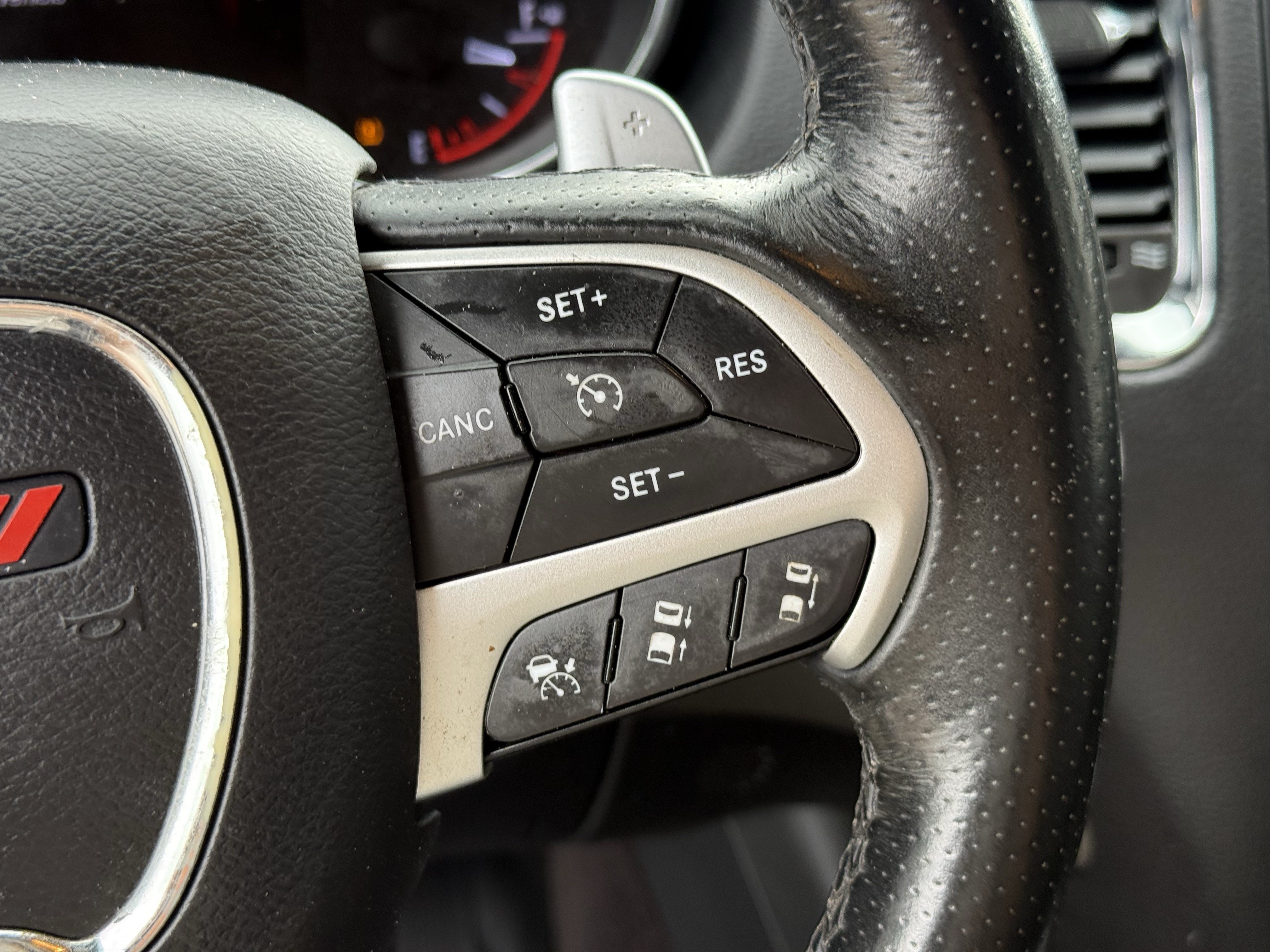 Used 2017 Dodge Durango R/T w/ Technology Group AWD/4WD image 17