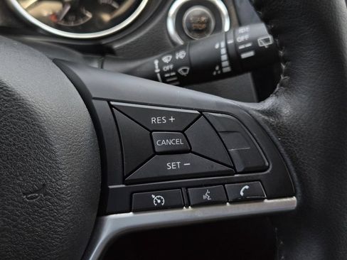 Certified 2022 Nissan Rogue Sport SV FWD image 26