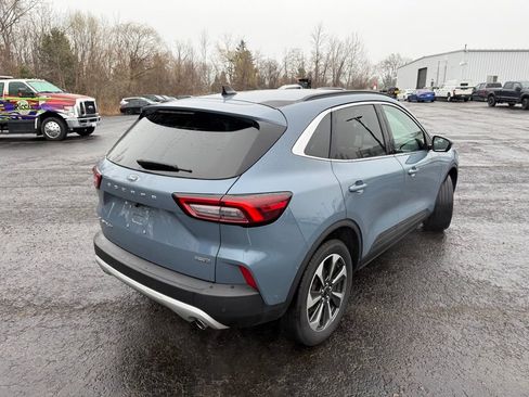 Used 2023 Ford Escape Platinum w/ Premium Technology Package image 11