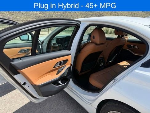 Used 2023 BMW 330e xDrive w/ Driving Assistance Package AWD/4WD image 26