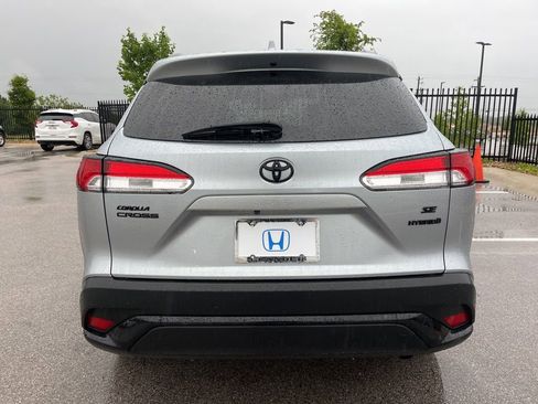 Used 2023 Toyota Corolla Cross AWD Hybrid image 5