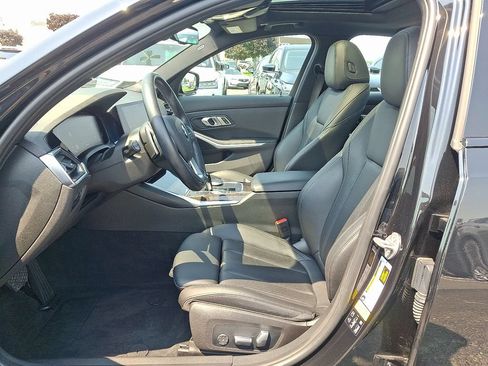 Used 2022 BMW 330i xDrive Sedan w/ Driving Assistance Package AWD/4WD image 14