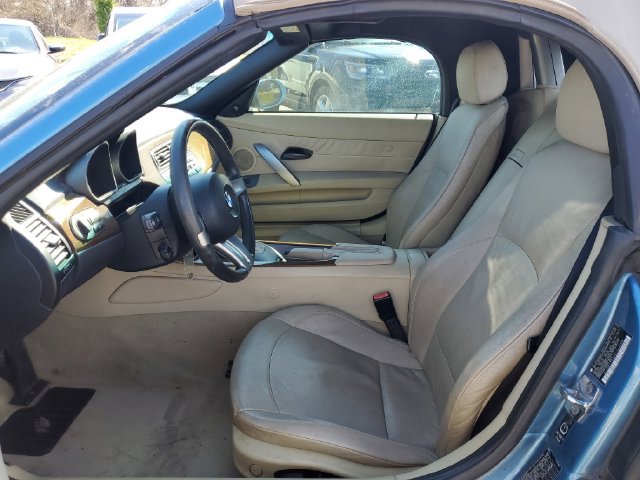 Used 2003 BMW Z4 2.5i RWD image 11