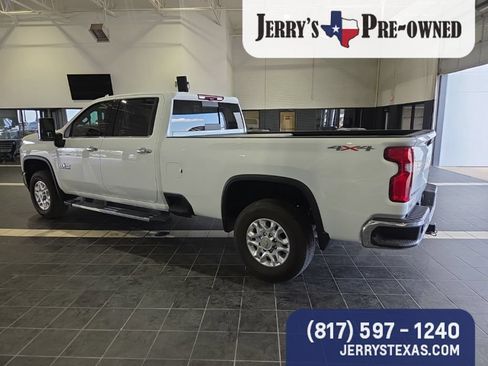 Used 2022 Chevrolet Silverado 3500 LTZ w/ LTZ Texas Edition AWD/4WD image 6