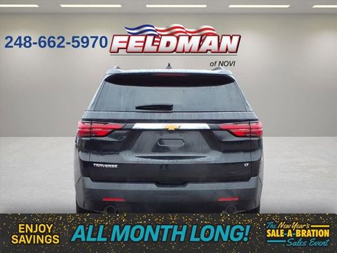 Used 2023 Chevrolet Traverse LT image 4