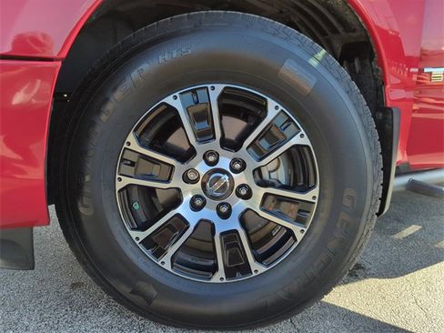 Certified 2021 Nissan Titan SV w/ SV Convenience Package image 45