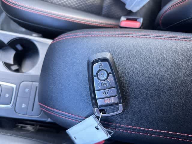 Used 2023 Ford Escape ST-Line AWD/4WD image 33