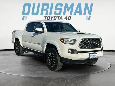 Used 2023 Toyota Tacoma TRD Sport image 1