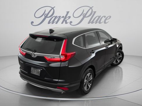 Used 2017 Honda CR-V LX image 6