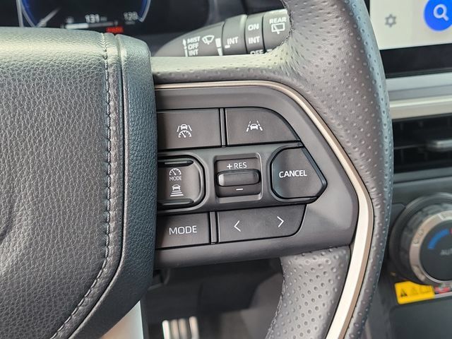 Used 2025 Toyota 4Runner TRD Sport Premium AWD/4WD image 30