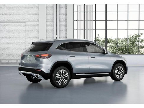 New 2026 Mercedes-Benz GLA 250 4MATIC image 20