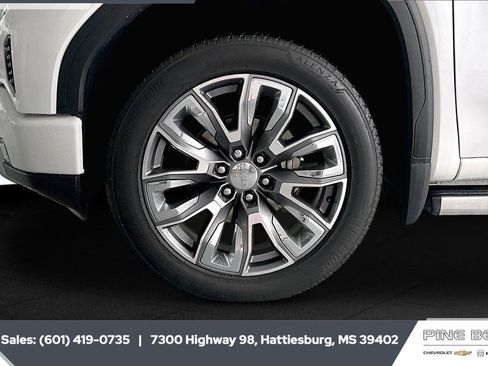 Used 2023 GMC Sierra 1500 Denali w/ Denali Reserve Package RWD image 8