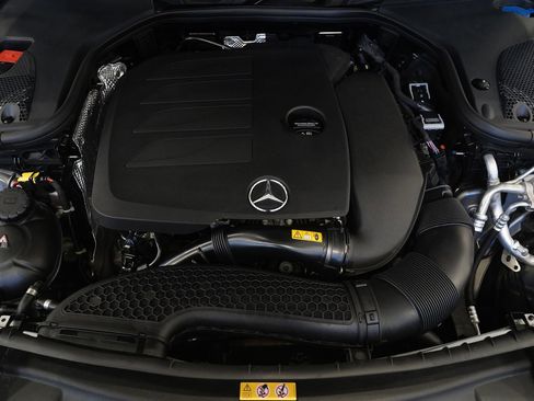 Used 2022 Mercedes-Benz E 350 4MATIC Sedan image 33