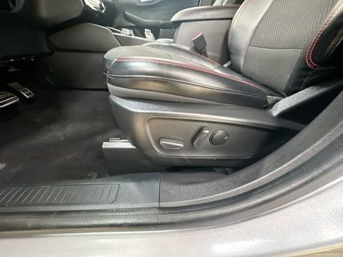 Used 2023 Ford Escape ST-Line w/ Tech Pack #1 AWD/4WD image 15