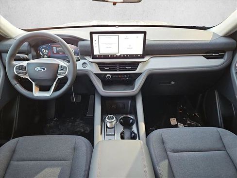 New 2026 Ford Explorer Active image 15