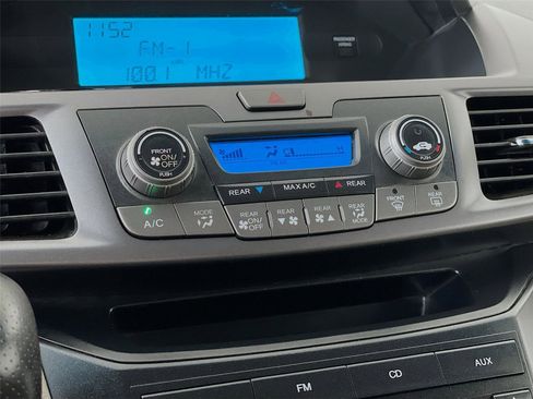 Used 2012 Honda Odyssey LX image 17