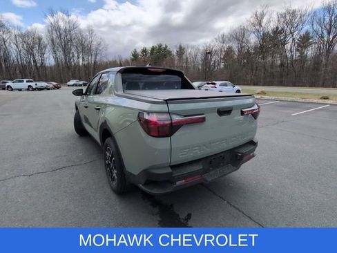 Used 2023 Hyundai Santa Cruz SE image 3
