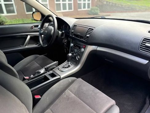 Used 2009 Subaru Legacy 2.5i Special Edition AWD/4WD image 16