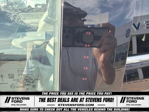 Used 2025 Ford Expedition Platinum w/ Driver's Package AWD/4WD image 17
