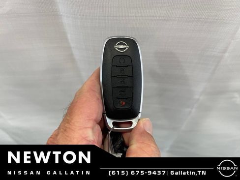 Used 2023 Nissan Rogue SV w/ SV Premium Package AWD/4WD image 40