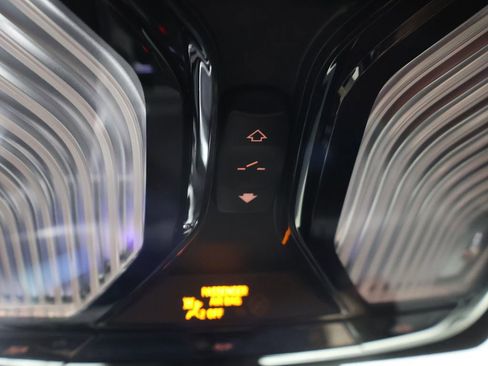 Used 2025 BMW 330i xDrive Sedan w/ M Sport Package image 34