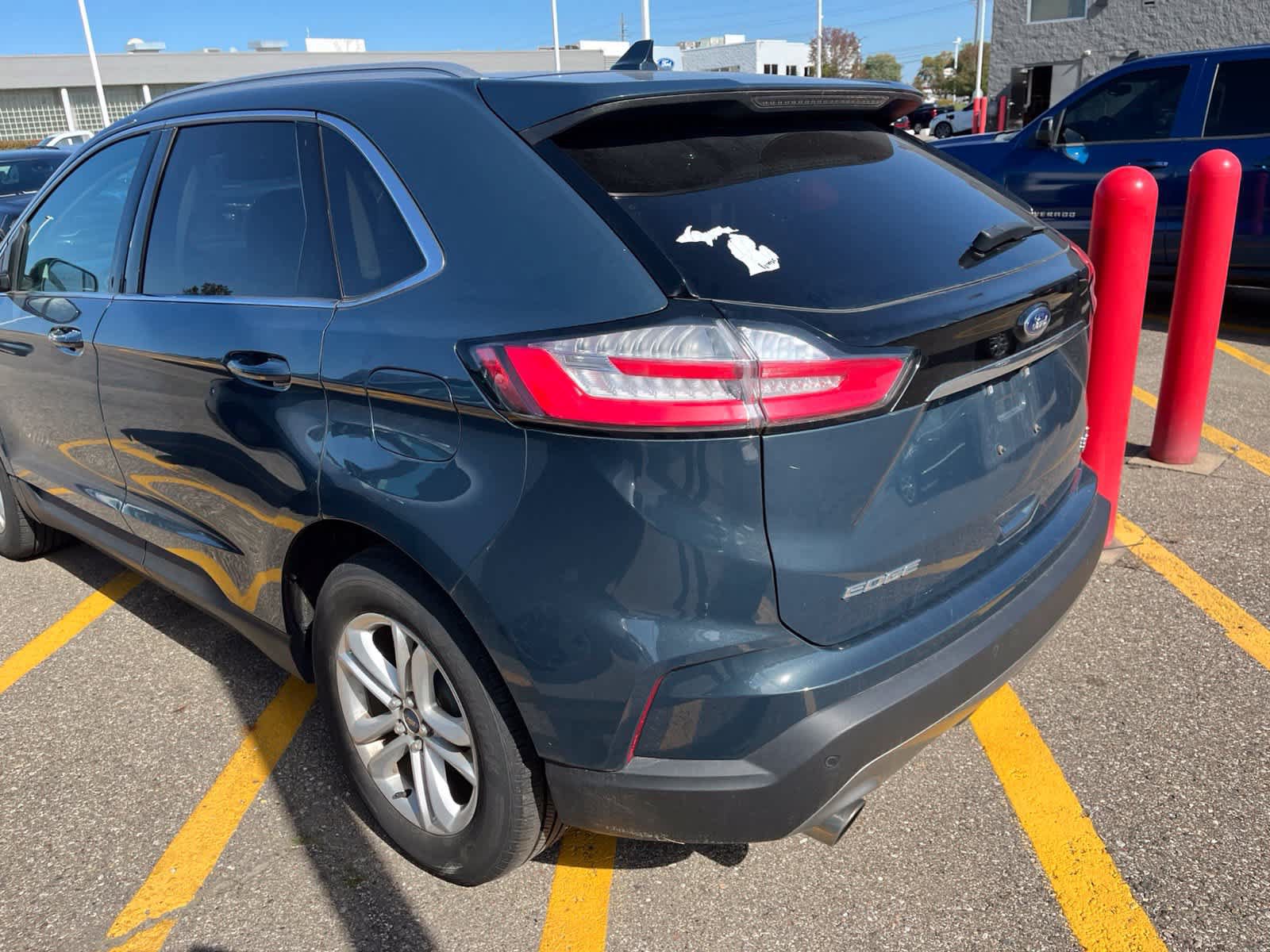 Used 2019 Ford Edge SEL w/ Equipment Group 201A AWD/4WD image 9