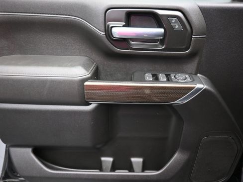 Used 2022 Chevrolet Silverado 2500 LT image 10