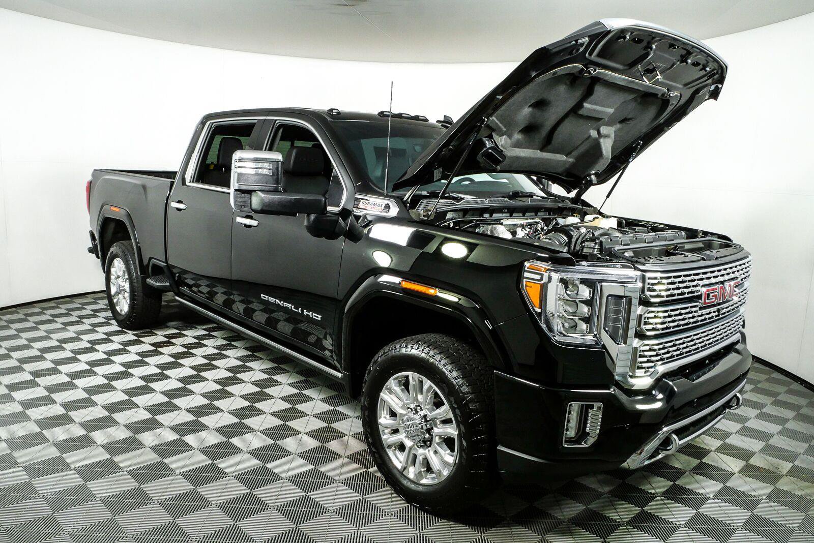 Used 2023 GMC Sierra 2500 Denali w/ Denali Ultimate Package AWD/4WD image 34