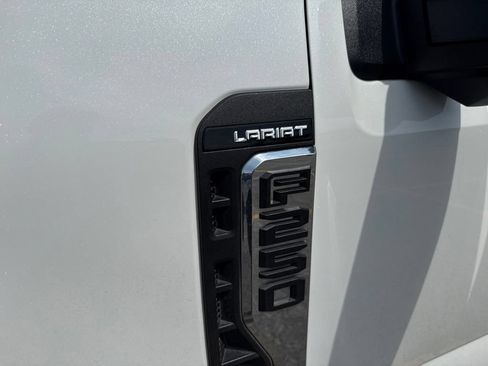 Used 2023 Ford F250 Lariat w/ Chrome Package AWD/4WD image 4