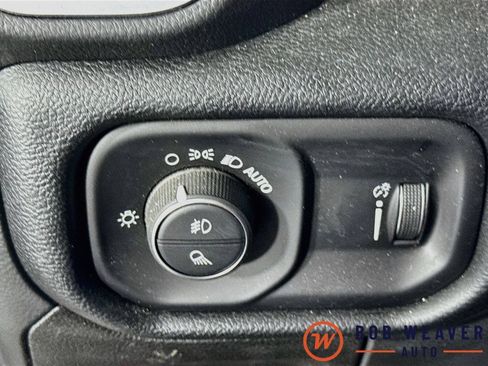 Used 2021 RAM 1500 Big Horn AWD/4WD image 12
