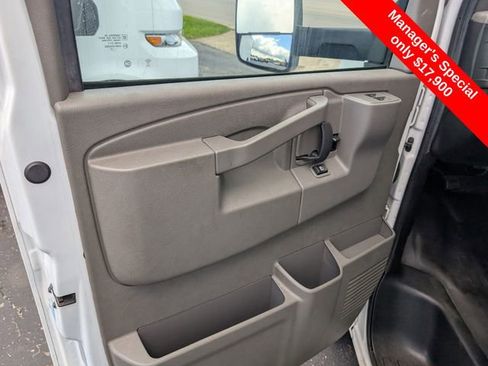 Used 2023 Chevrolet Express 3500 w/ Power Convenience Package RWD image 13