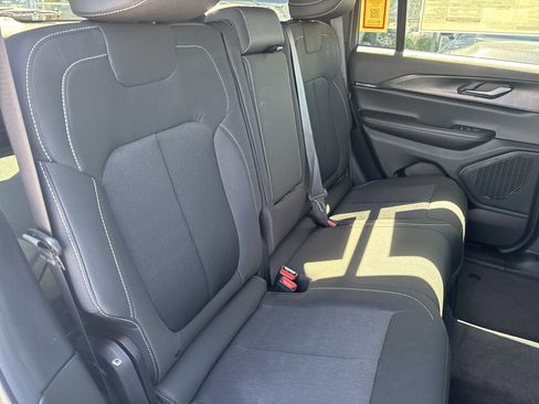 New 2026 Jeep Grand Cherokee Laredo AWD/4WD image 42