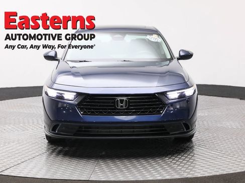 Used 2024 Honda Accord EX image 2