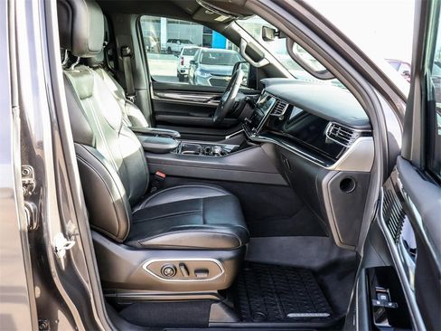 Used 2022 Jeep Wagoneer Series I w/ Convenience Group I image 14