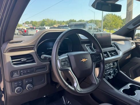 Used 2023 Chevrolet Tahoe LT AWD/4WD image 17