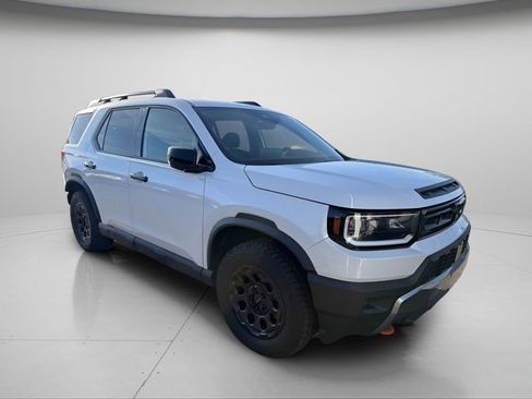 Certified 2026 Honda Passport TrailSport Elite image 2