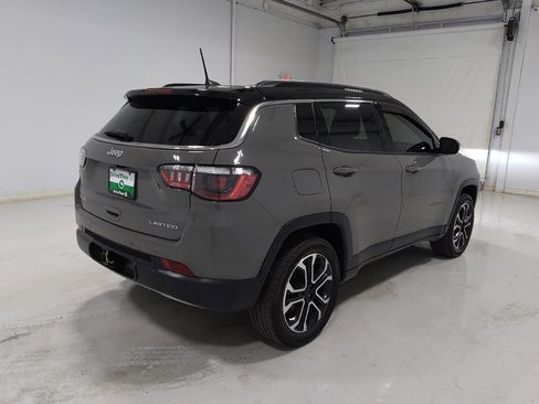 Used 2023 Jeep Compass Limited AWD/4WD image 9