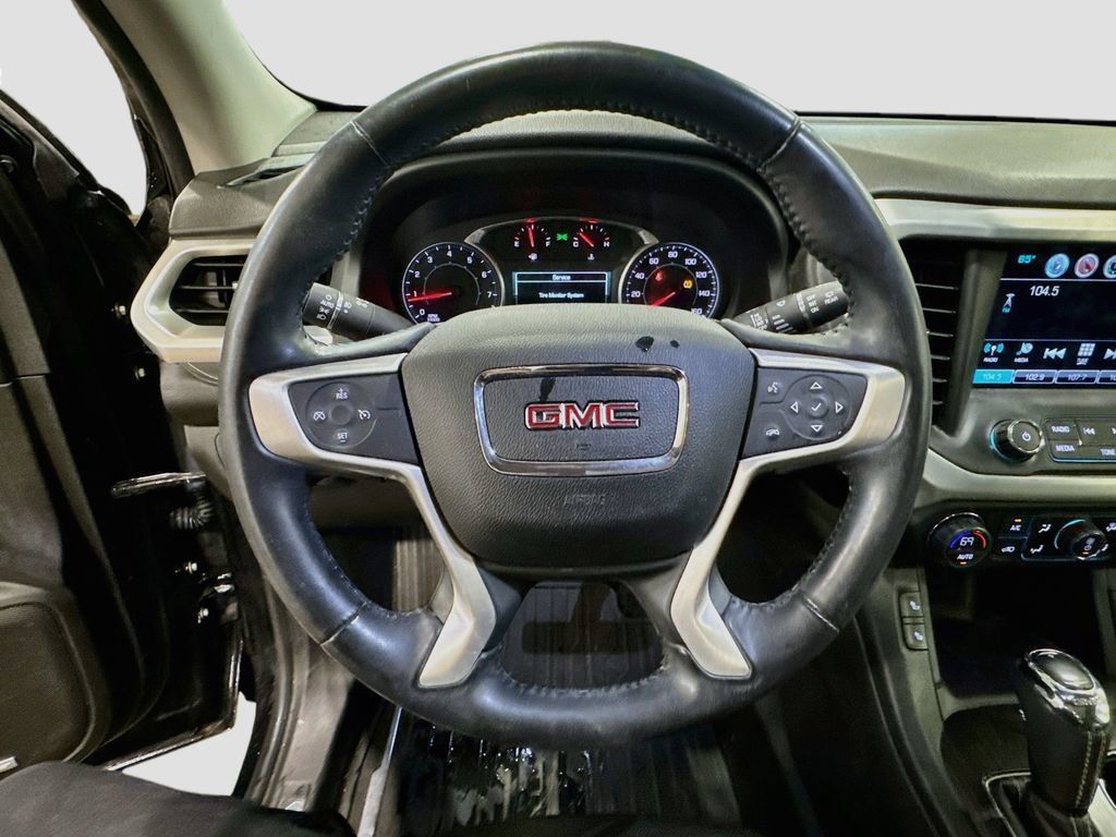 Used 2018 GMC Acadia SLT AWD/4WD image 11