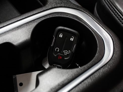 Used 2022 Chevrolet Silverado 1500 High Country w/ Technology Package image 37