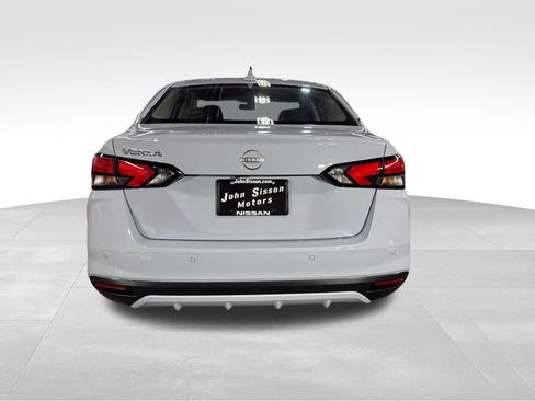 Certified 2025 Nissan Versa SV w/ Trunk Package image 9