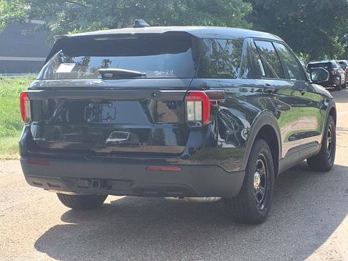 New 2025 Ford Explorer image 23