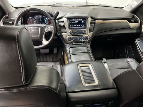 Used 2018 GMC Yukon XL Denali w/ Denali Ultimate Package AWD/4WD image 18