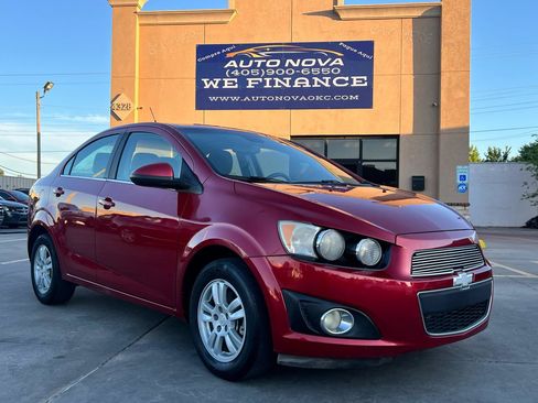 Used 2014 Chevrolet Sonic LT FWD image 1