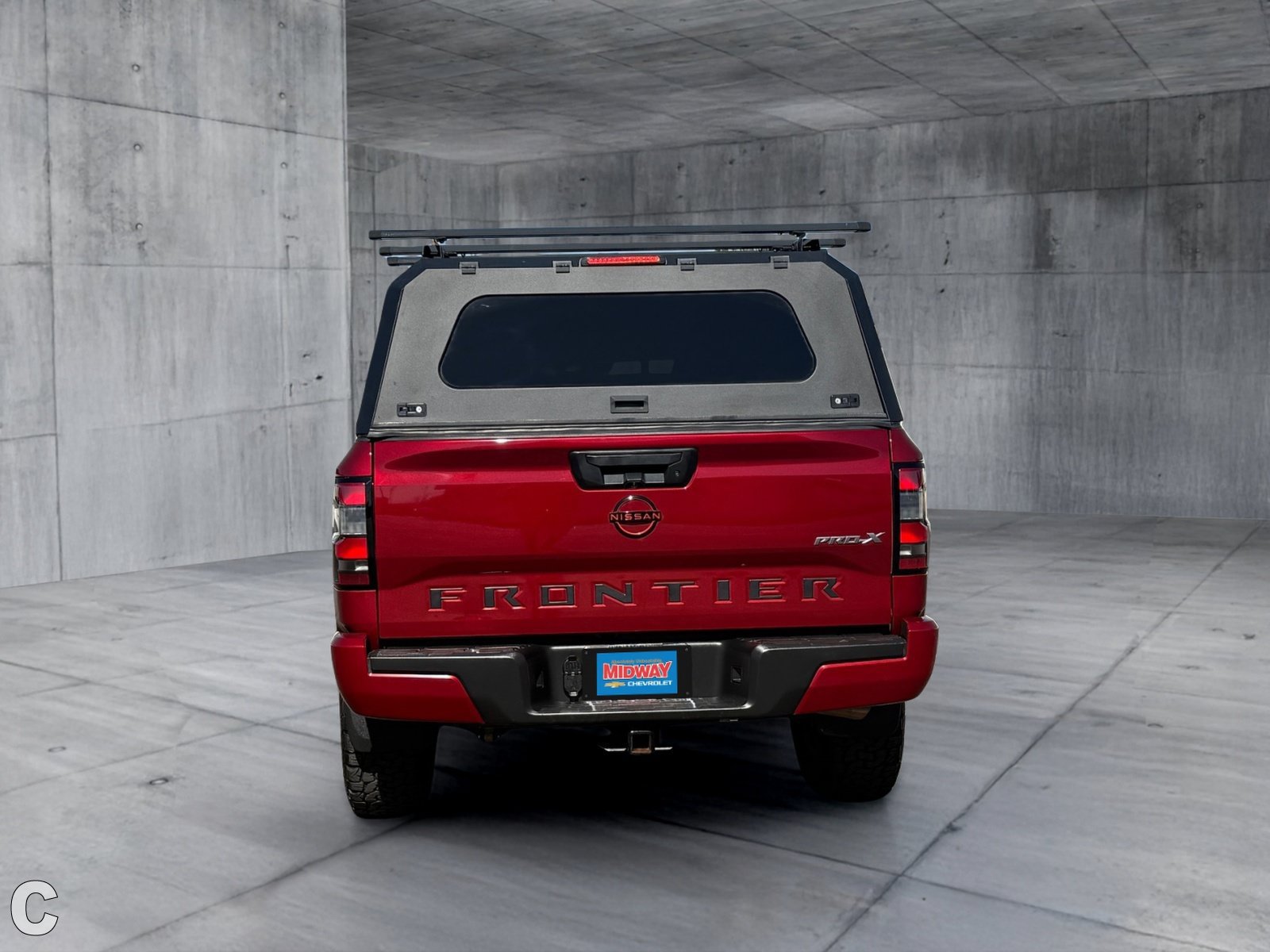 Used 2022 Nissan Frontier Pro-X RWD image 4
