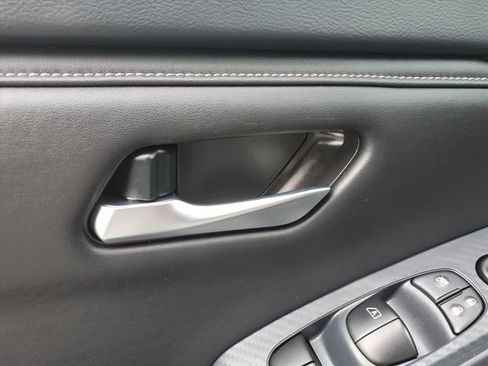 Certified 2025 Nissan Sentra SV w/ Trunk Package image 16